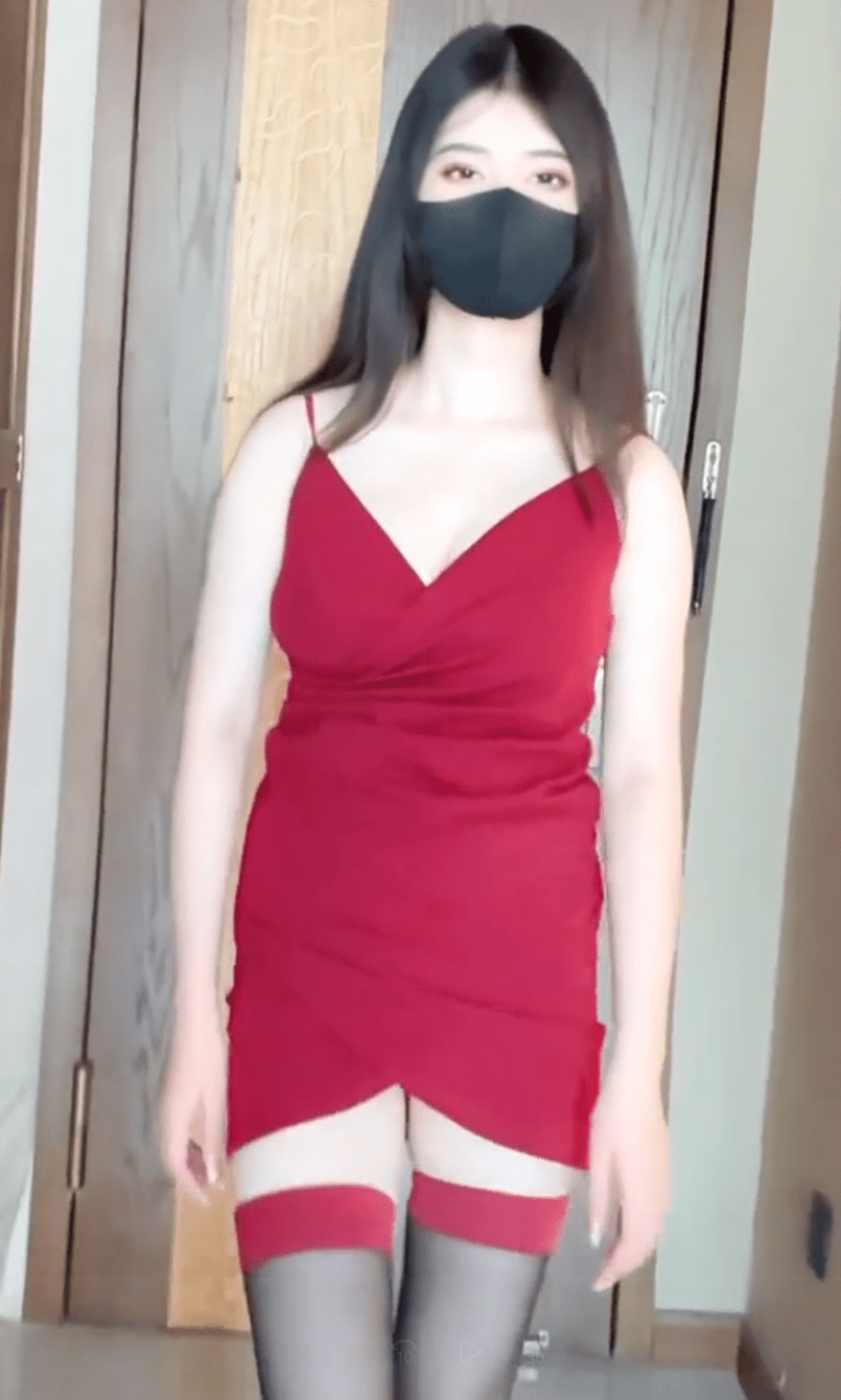 推特极品人气御姐博主狐不妖 77V/53.18G插图2